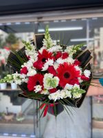 #ÇA110 Kırmızı Gerbera Beyaz Papatya Buketi